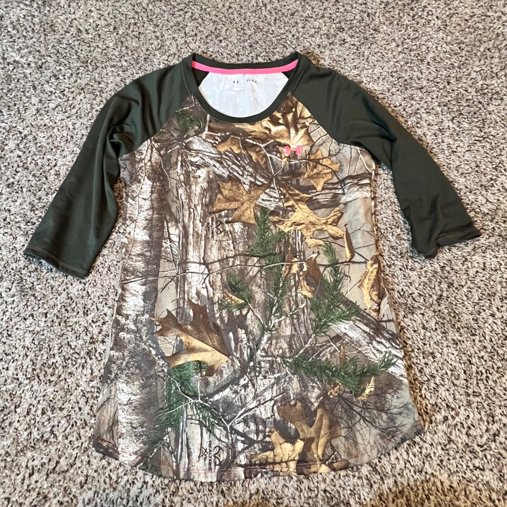 Under Armour HeatGear Womens Medium Realtree Xtra Camo 3/4 Sleeve Top Green Pink